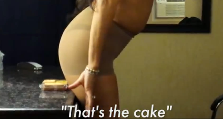 Cake Sitting Fetish 81