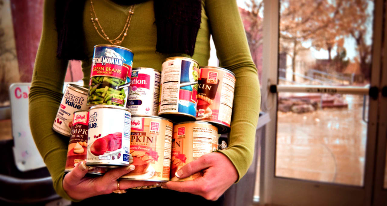 Sacramento Community Unites To Replace Food Stolen From Church S Thanks Give Away Pantry First We Feast