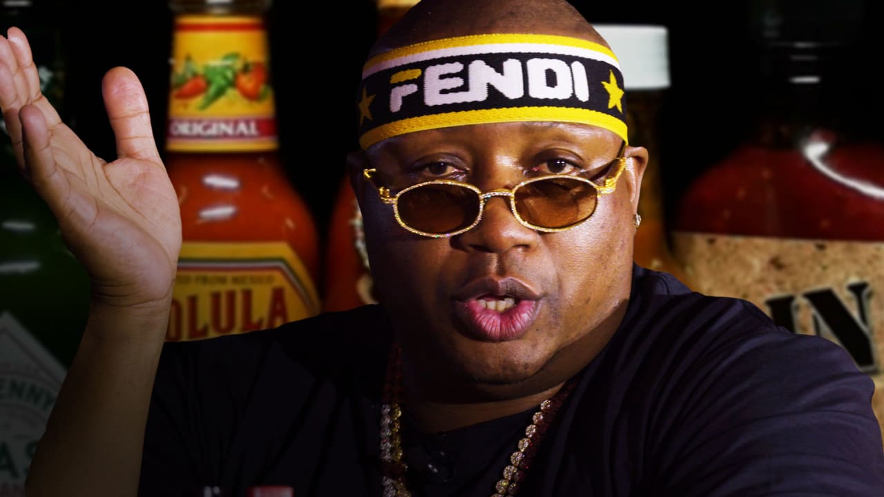 Hot ones. Paul eats Spice. Ice Spice Rapper Instagram. Hot ones Interviews.