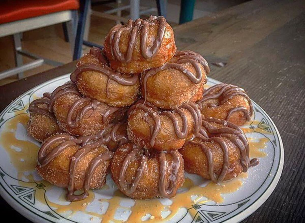 This Doughnut Shop Is Accused of Discriminating Against Vegans First