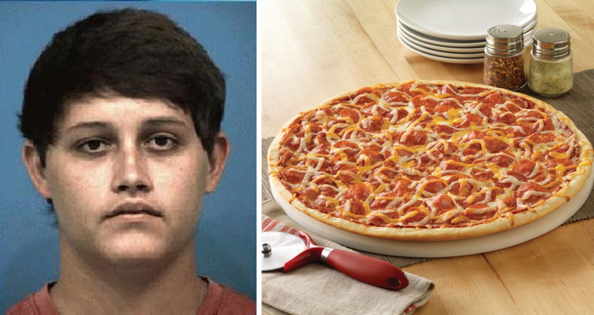 Peeved Pizza Restaurant Employee Rubs Junk On Pizza First We Feast 