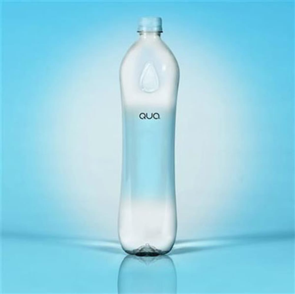 Pepsi Debuts Designer Bottled Water "Qua" at the Golden Globes First