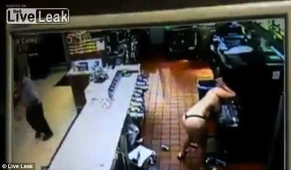 Topless Woman Destroys a McDonalds- This Week in Florida 