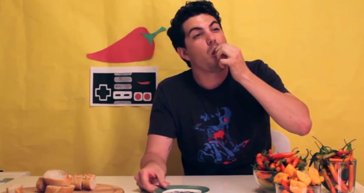 hot-pepper-gaming-features-nerds-who-eat-haba-eros-before-attempting-to